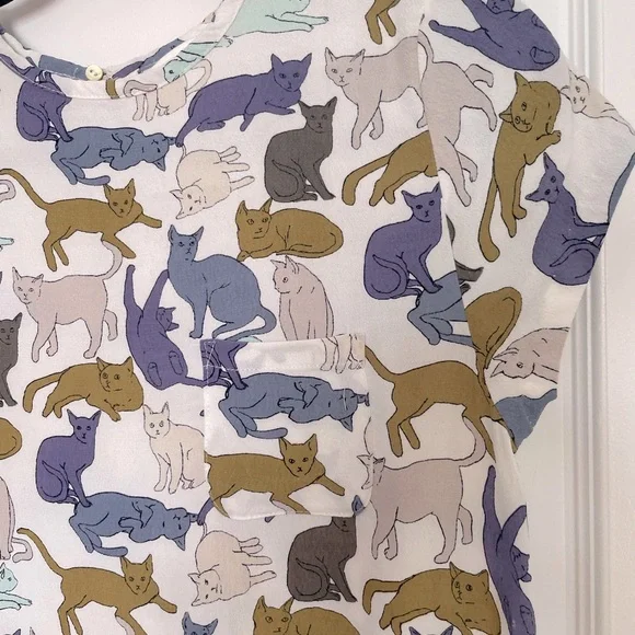 H&M Cat Pattern Top - Picture 4 of 10